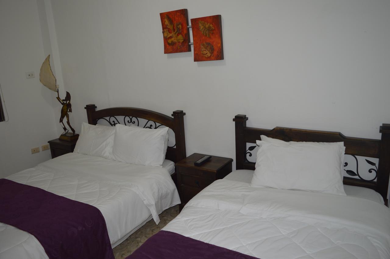 Hotel Colonial Manizales Exterior photo
