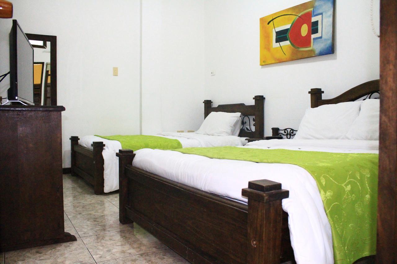 Hotel Colonial Manizales Exterior photo